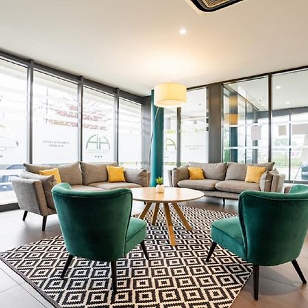 All Suites Appart Hotel Bordeaux Пессак Экстерьер фото