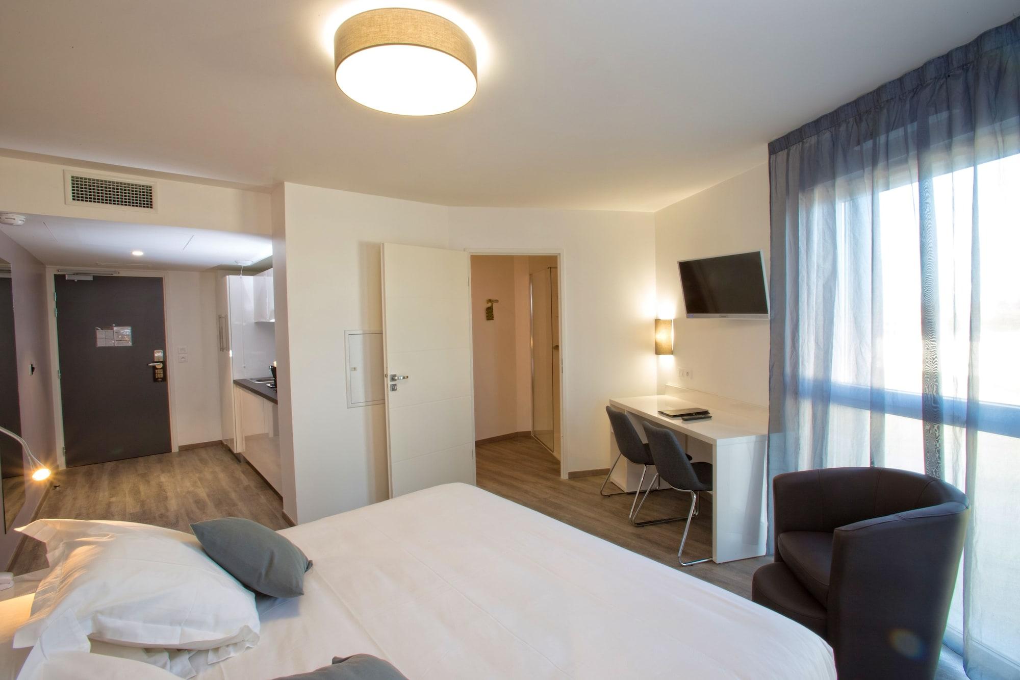All Suites Appart Hotel Bordeaux Пессак Экстерьер фото