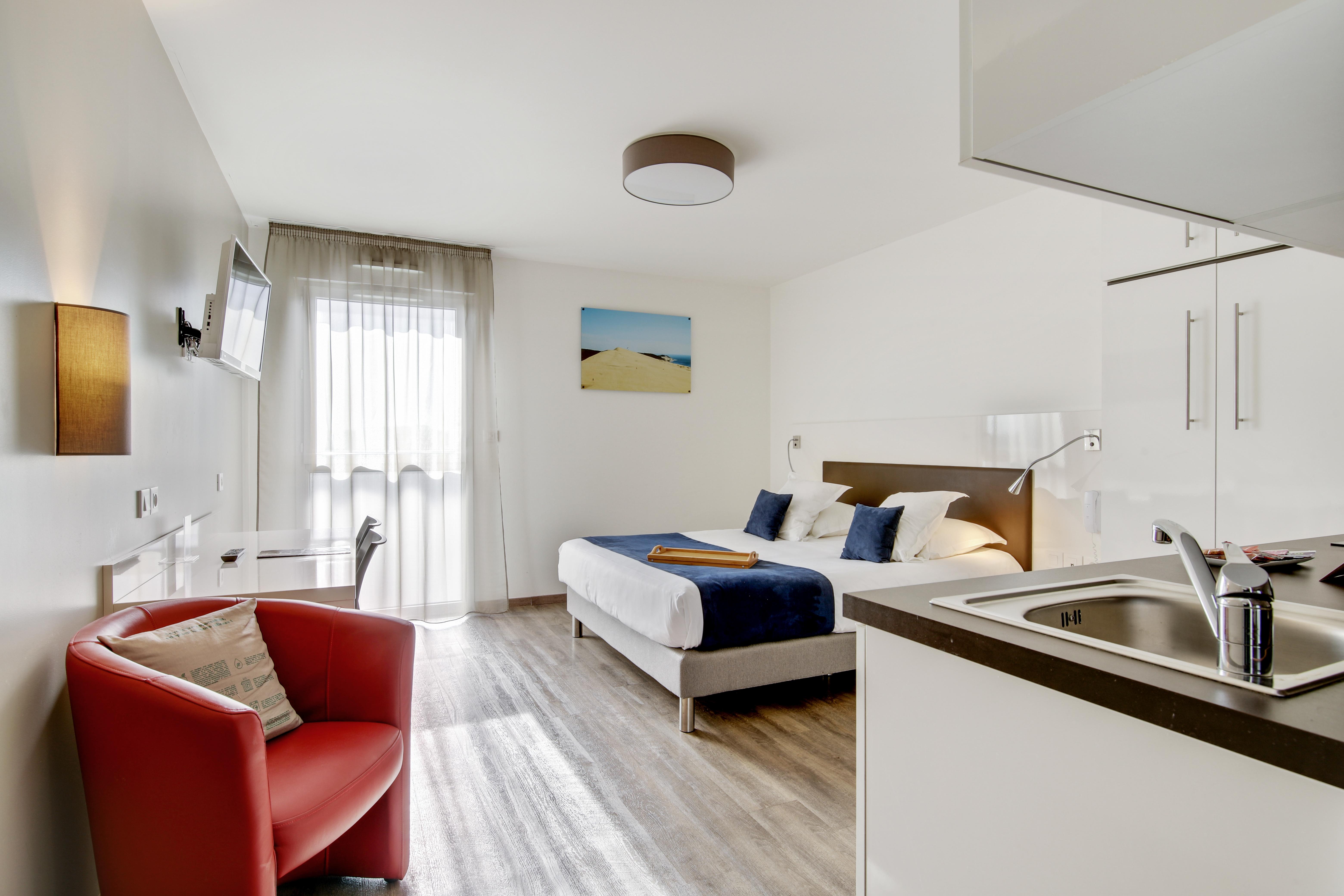 All Suites Appart Hotel Bordeaux Пессак Экстерьер фото