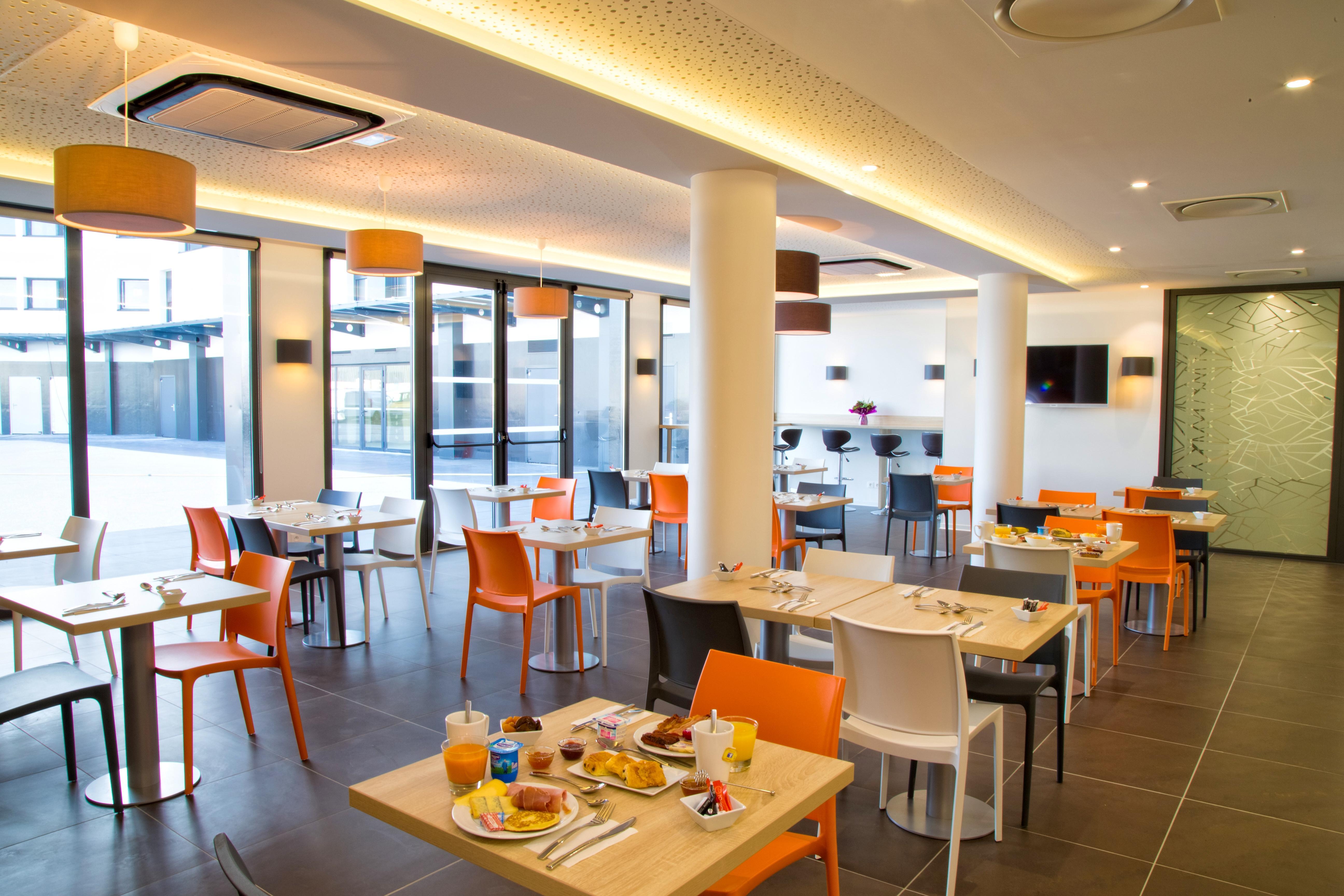 All Suites Appart Hotel Bordeaux Пессак Экстерьер фото